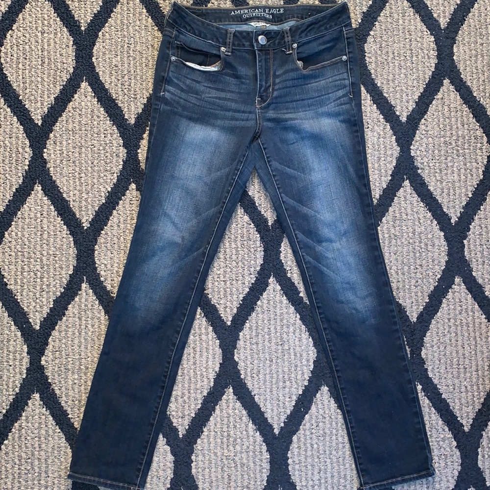 Skinny, mid rise, super stretch jeans